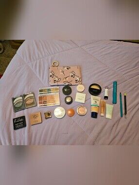 Gently Used Make Up Bundle